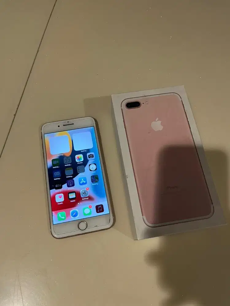 Iphone 7s plus 128gb ibox pake dr baru