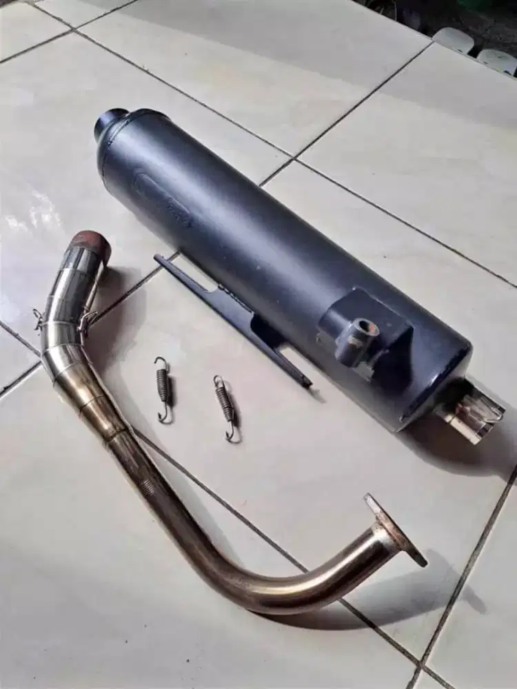 Knalpot racing vario