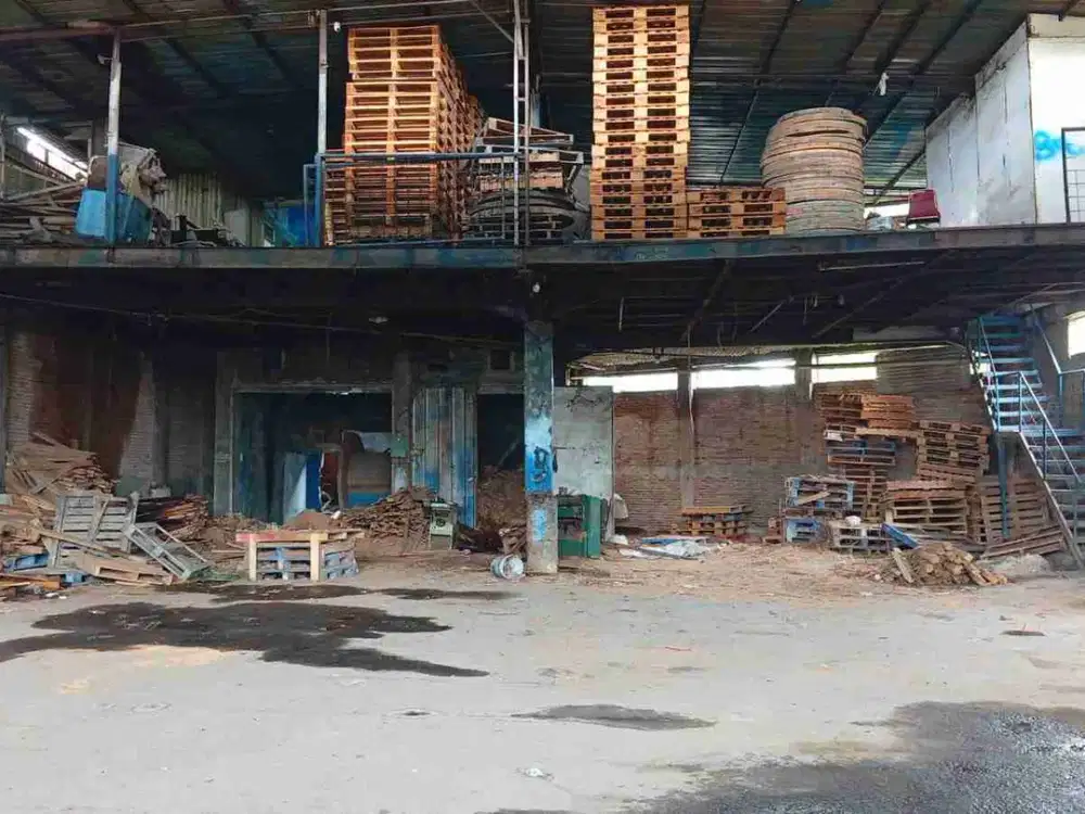 Disewakan Cepat Gudang Lokaso Strategis di Pinggir Jalan Raya di Perwira Bekasi