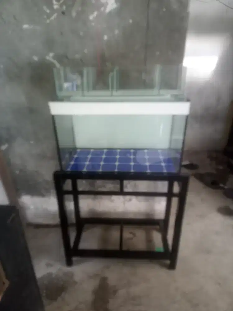 Dijual akuarium ukr 60x30x35x8ml