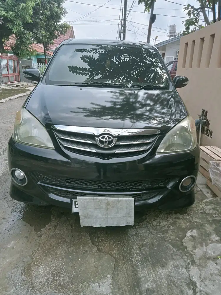 Toyota Avanza 2010 Bensin