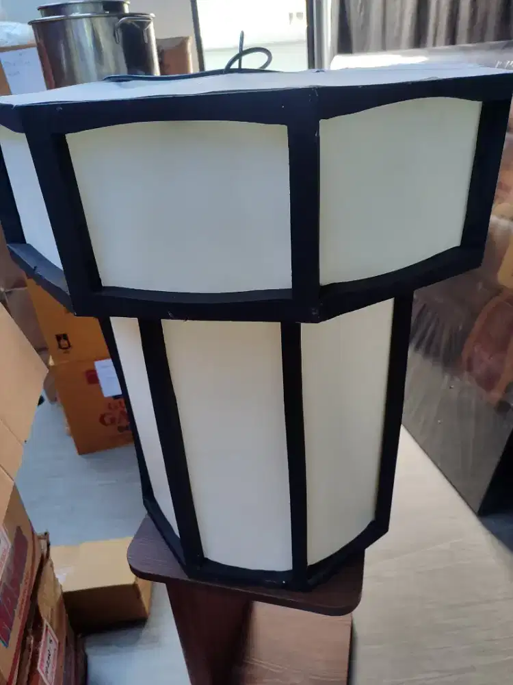 Lampion imlek warna putih