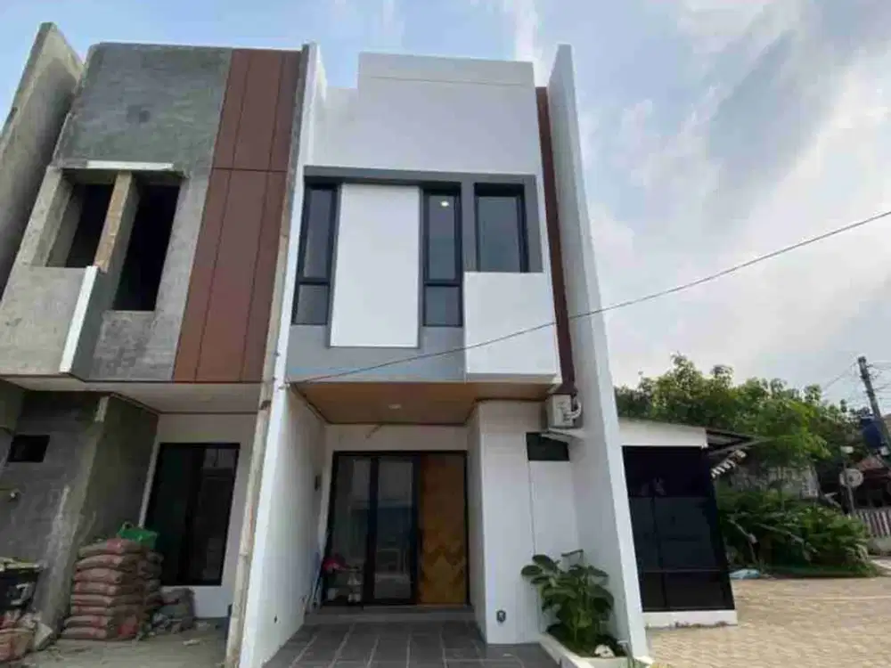 di jual rumah 2 lantai lokasi strategis bebas banjir di kukusan depok