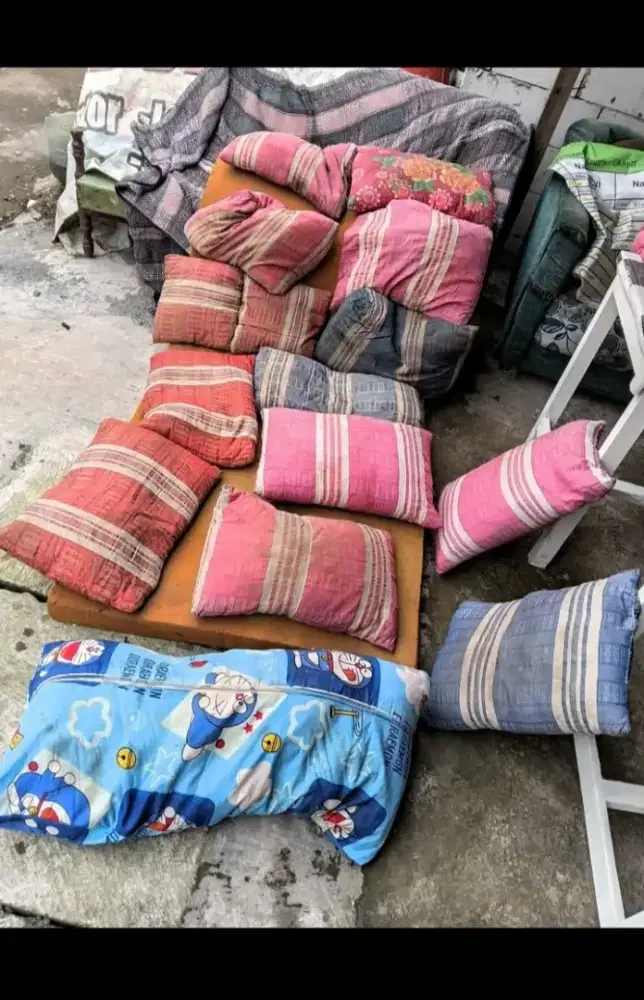 Bantal& guling asli kapuk ( bekas/ preloved )