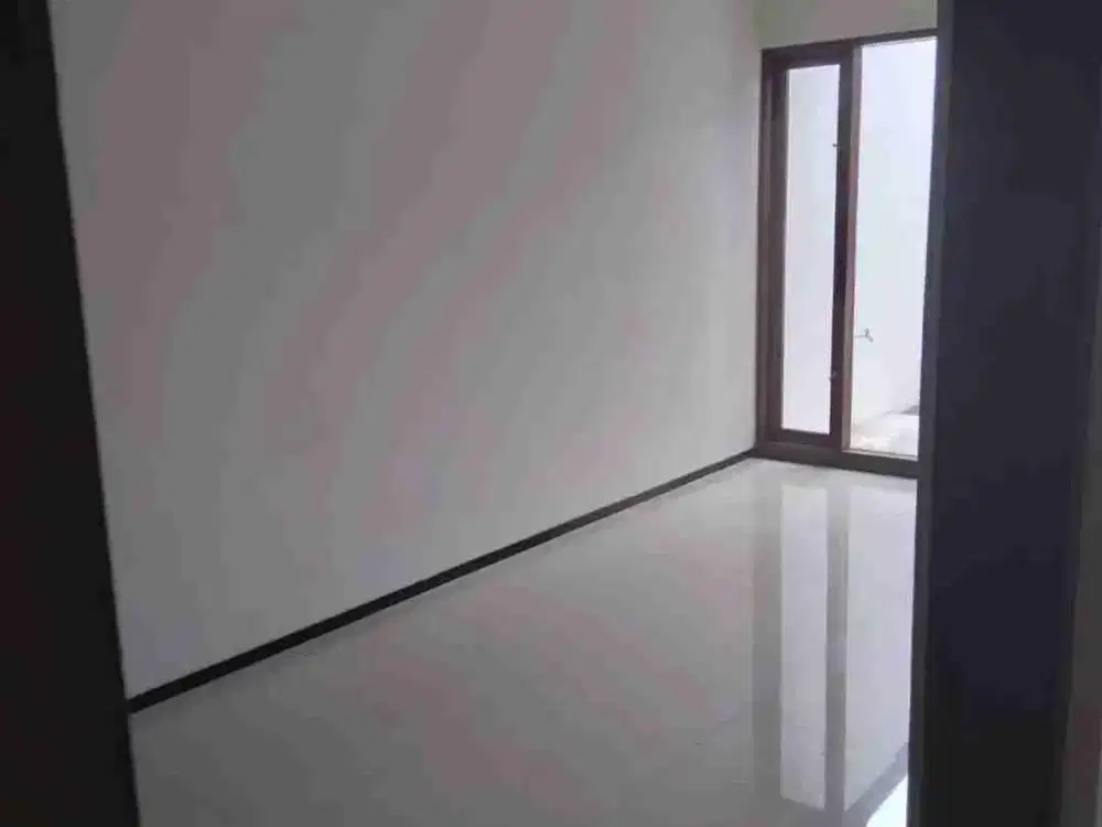 Dijual rumah sawojajar