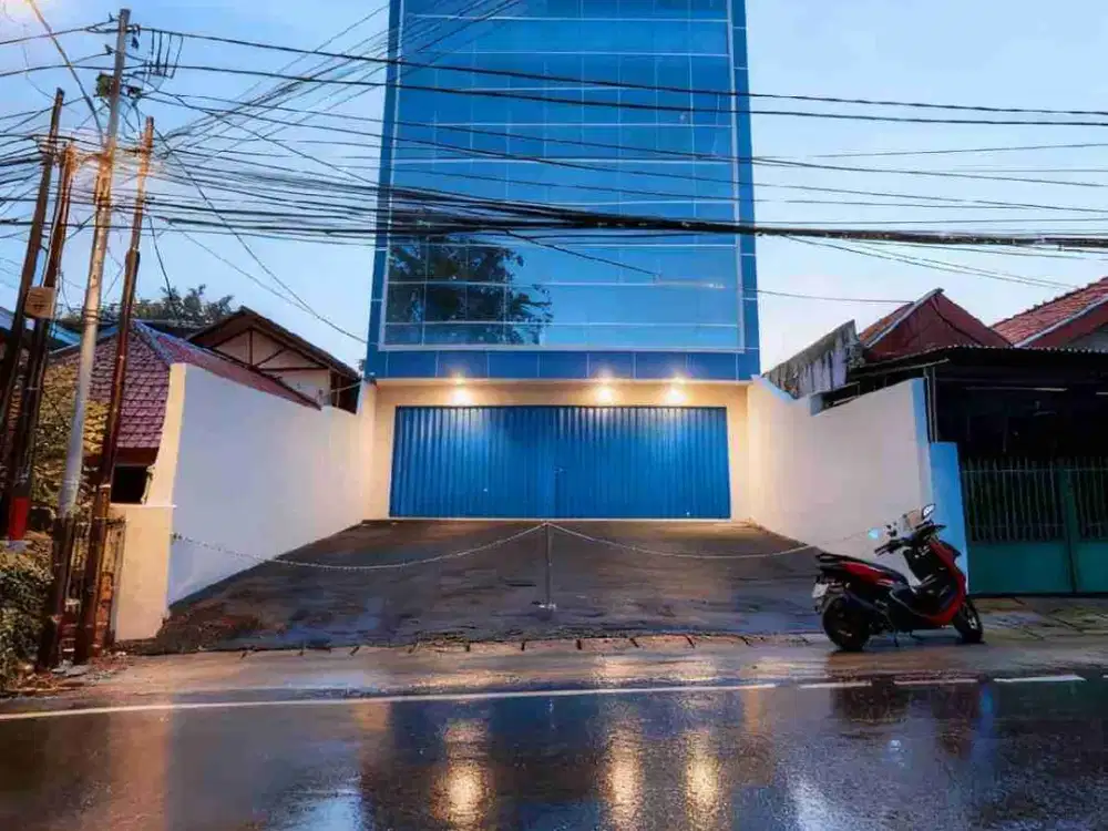 Di Jual Gedung Komersial Baru siap pake di Area Cawang Jatinegara Jakarta Timur