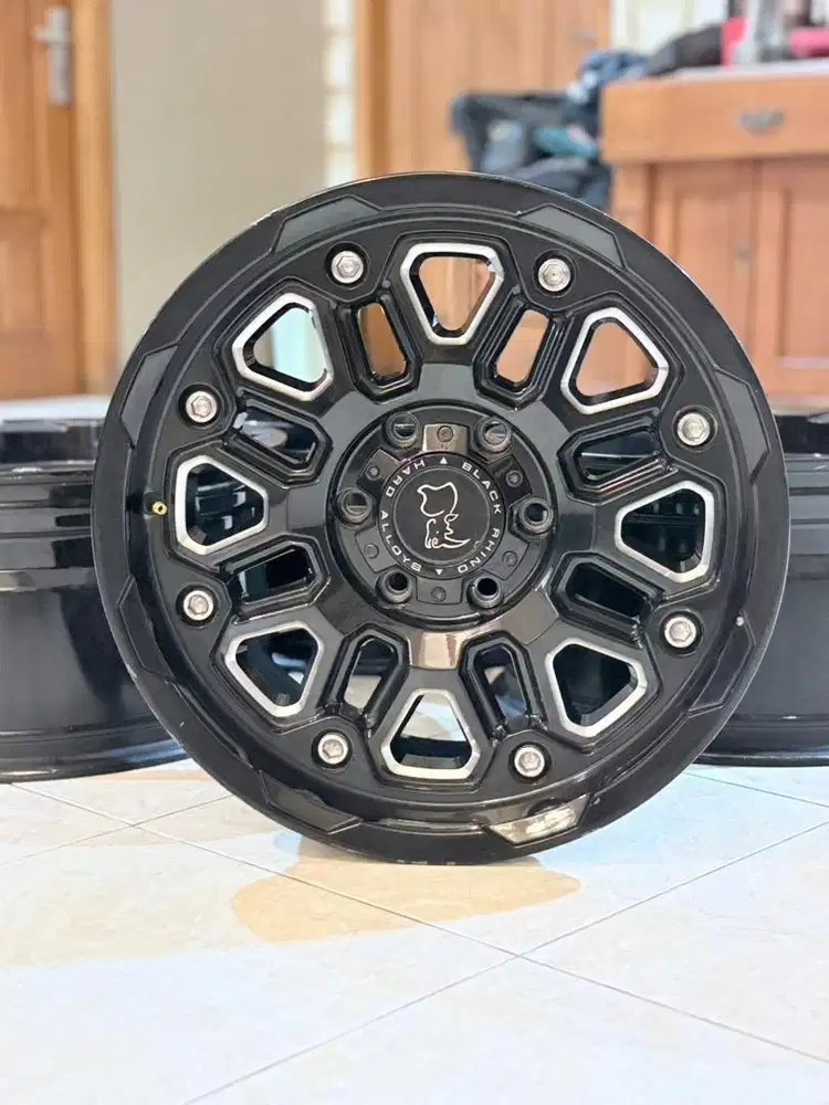 Velg black rhino hollister blackrhino r18 ring 18 pajero fortuner