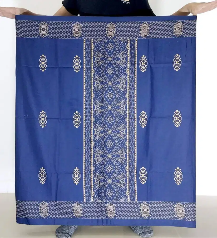 Sarung Motif Sarang Tawon