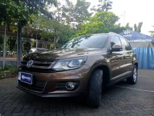 TERMURAH Volkswagen Tiguan 1.4 Bensin-AT 2014 WLR