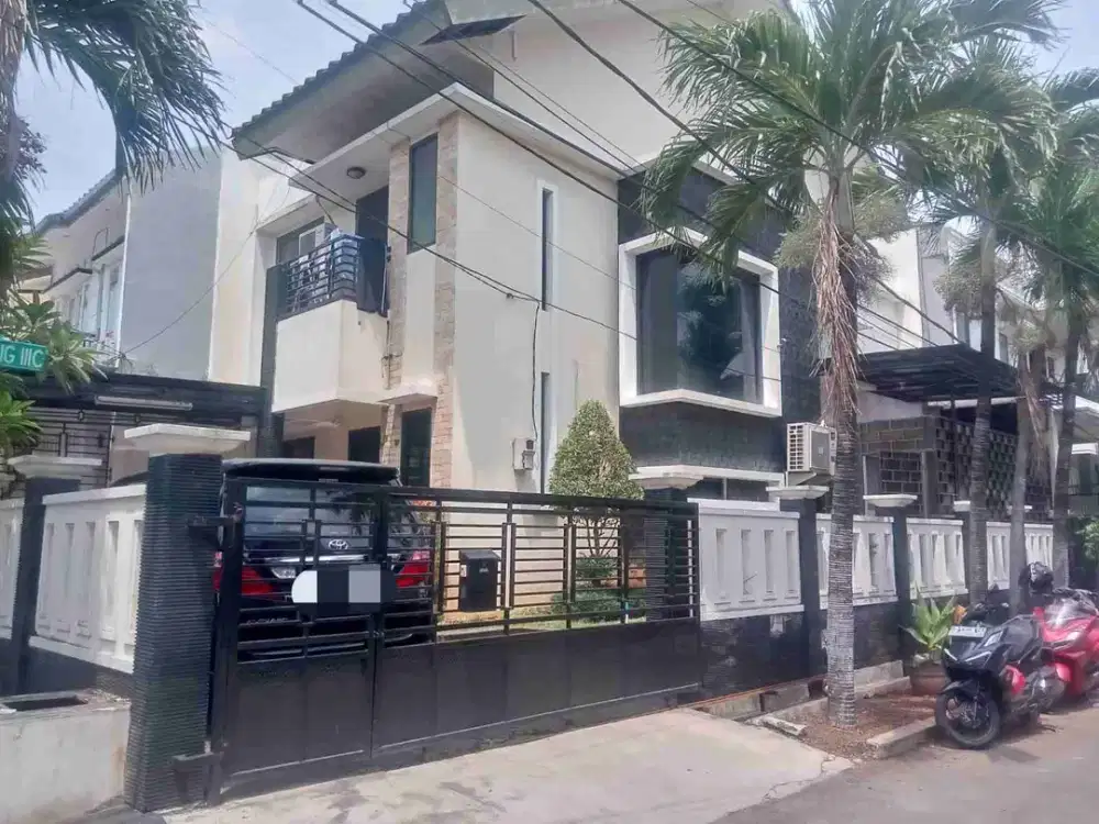 Rumah mewah siap huni di pondok kelapa Jakarta Timur