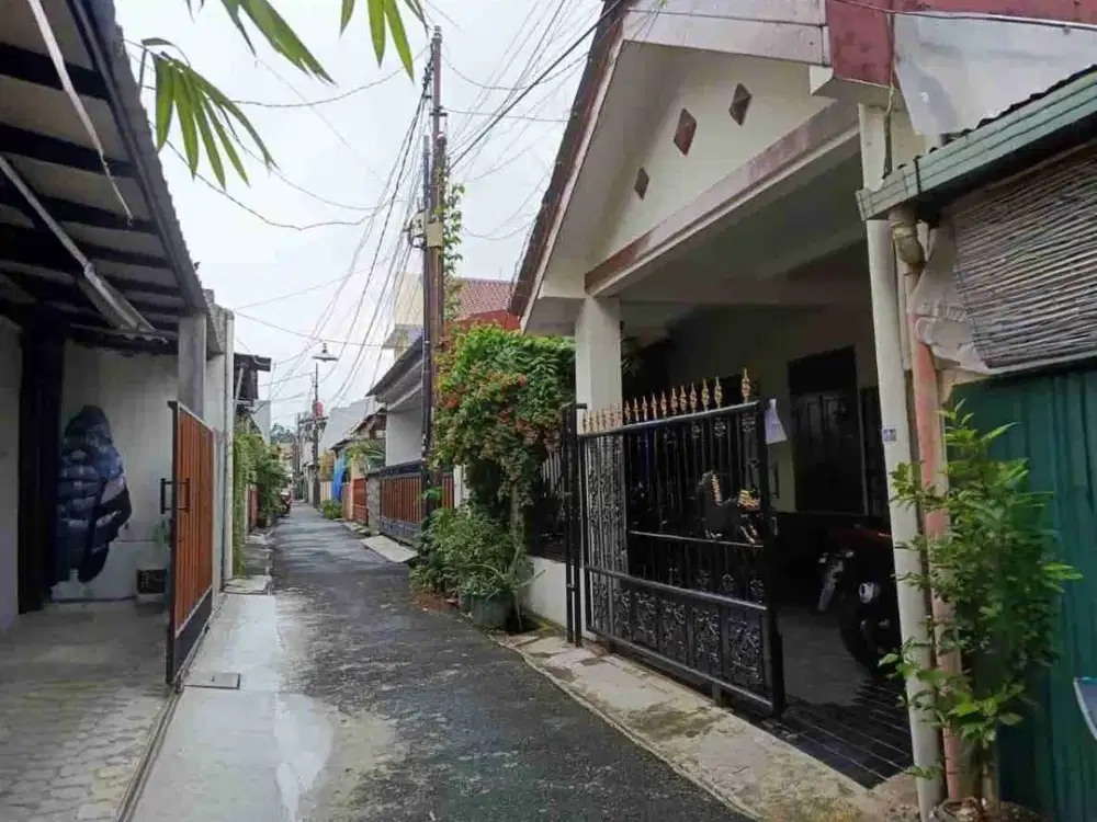 Rumah siap huni di Malaka sari perumnas Klender Jakarta Timur