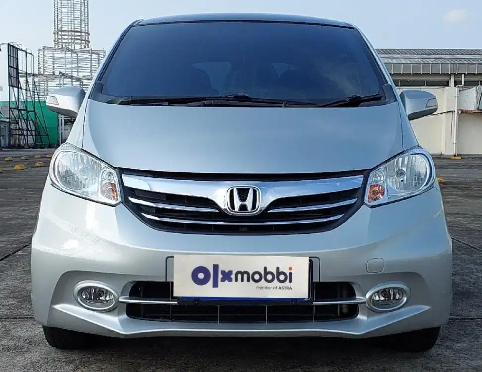 TDP 6,JT Honda Freed 1.5 E Bensin-AT Abu 2013