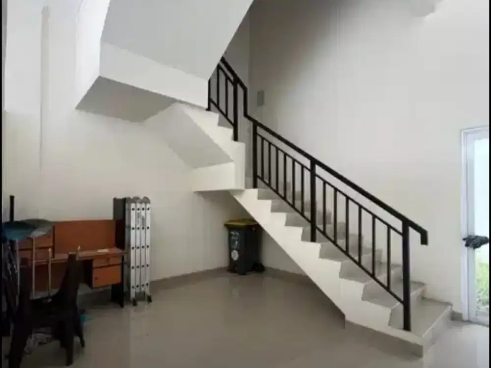 DISEWAKAN RUKO 2 LANTAI di MAGNA SUMMARECON BANDUNG