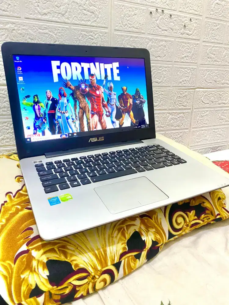 Laptop Asus dual VGA