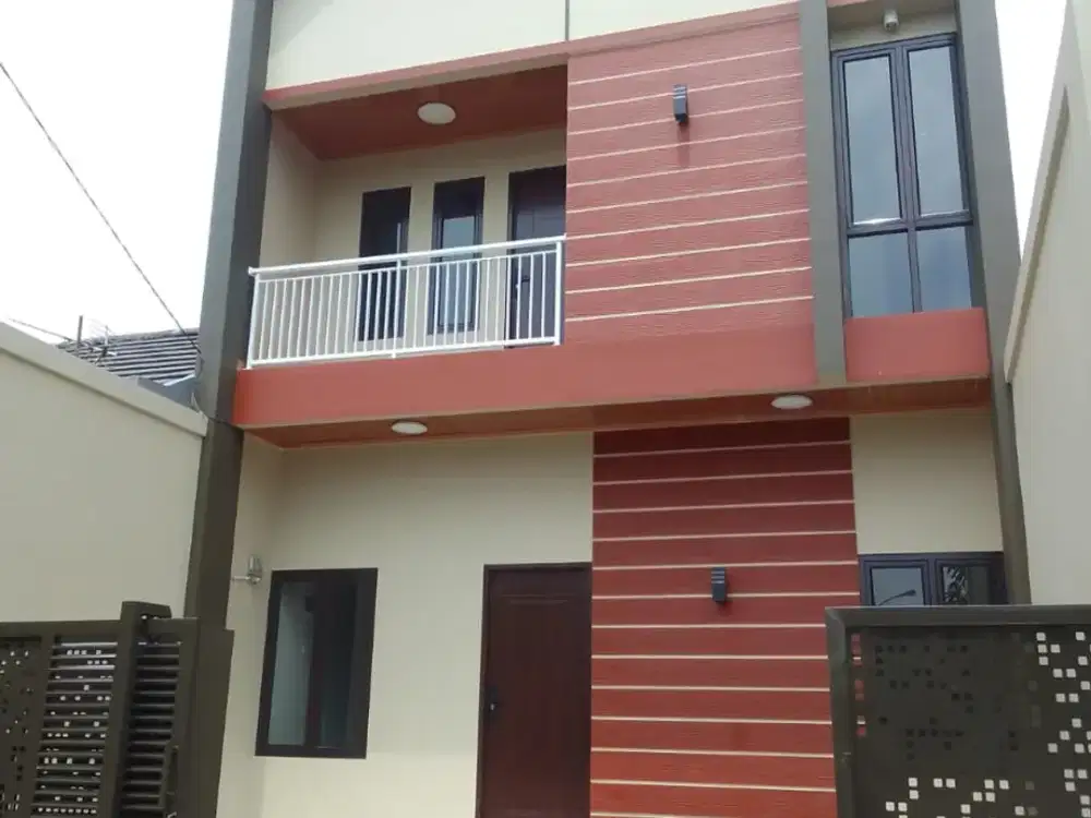 DIJUAL RUMAH MURAH SCANDINAVIAN 2 LANTAI DI PERUMAHAN BEKASI TIMUR REGENCY 3