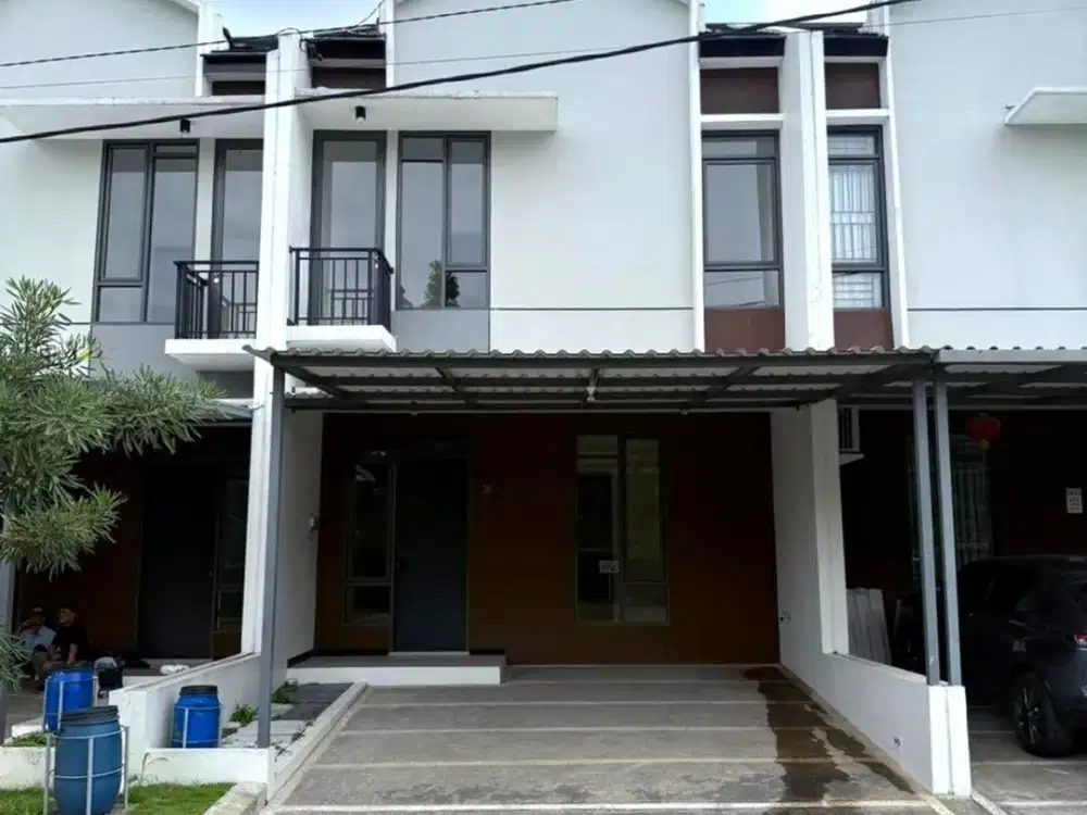 Di jual Rumah Komplek Summervile Taman Kopo Indah Margaasih Bandung