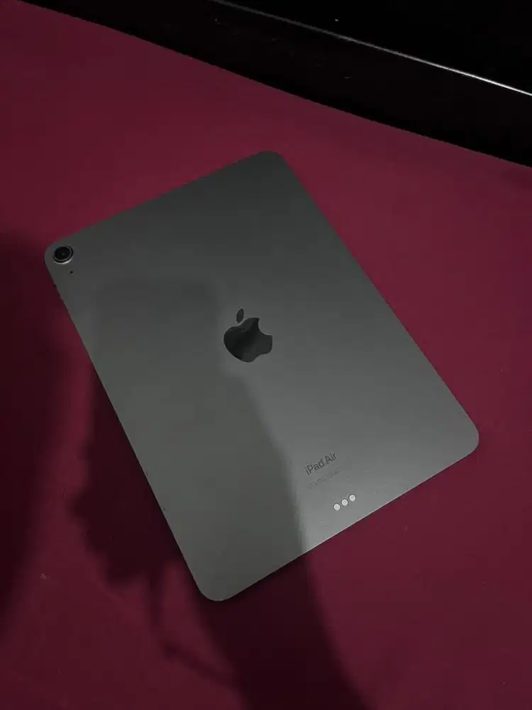 Ipad air 5 M1 64 garansi aktif