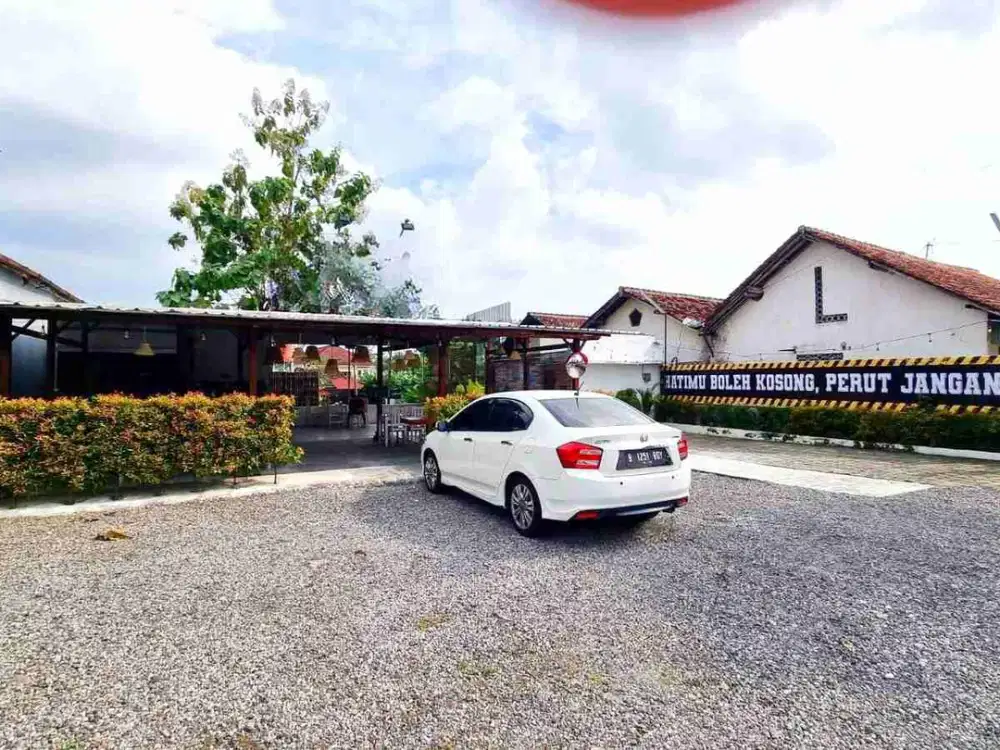 Ruang usaha luas area Palagan Sleman