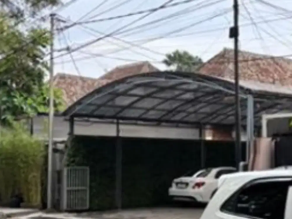 Murah Rumah Tengah Kota di Jl. Ambon
