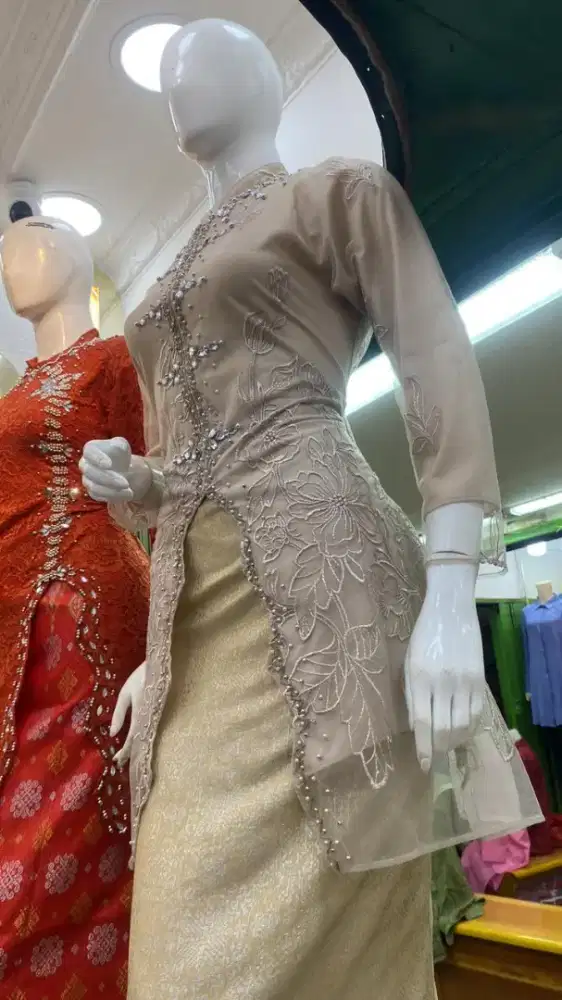 Kebaya coklat edisi salah beli