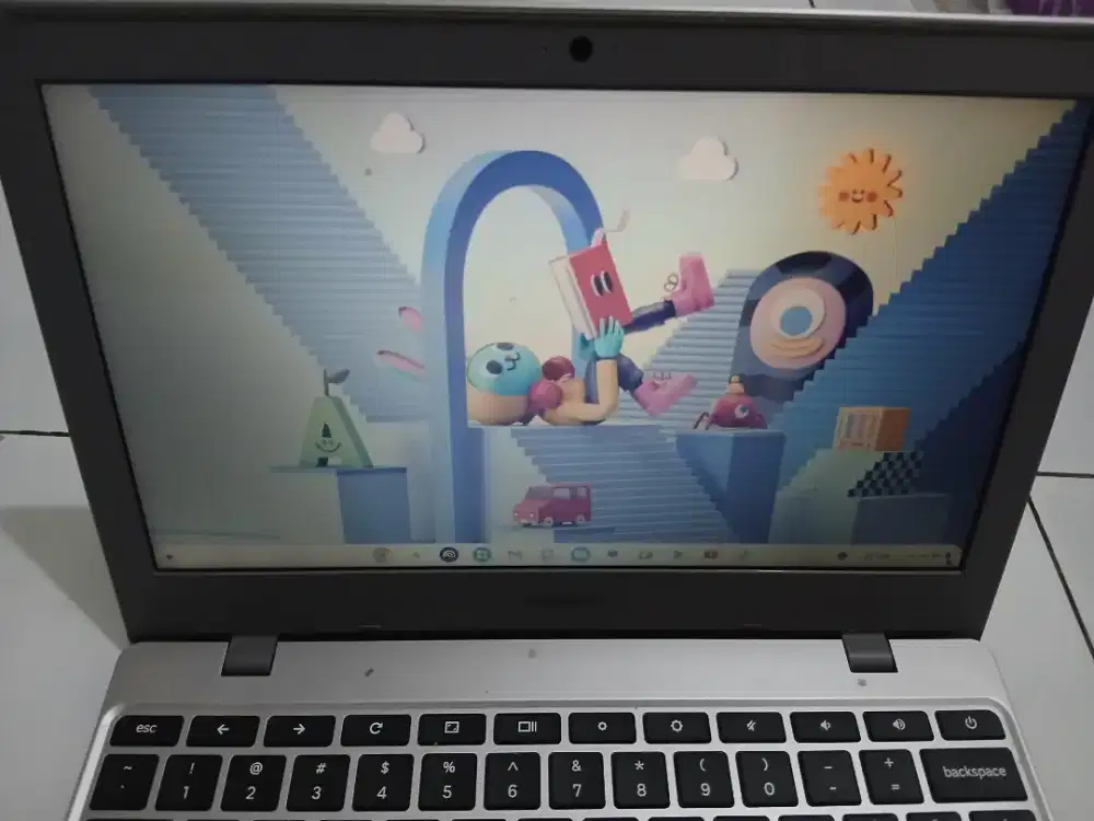 Samsung chrombook 4, Intel Celeron - N4020, Ram 4GB,