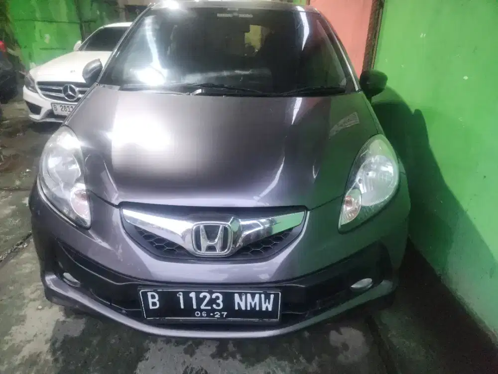 Brio 2015 E matik Low kilometer Tangan pertama