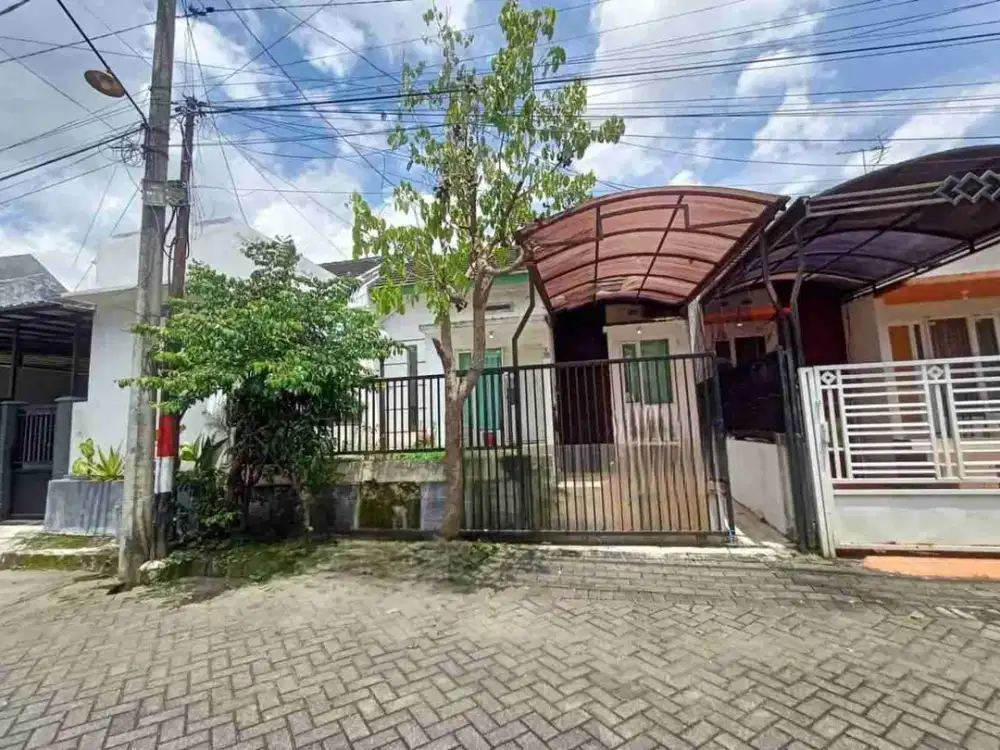 Disewakan Rumah Semi Furnish Bagus & Murah di Tunggulwulung, Lowokwaru, Malang