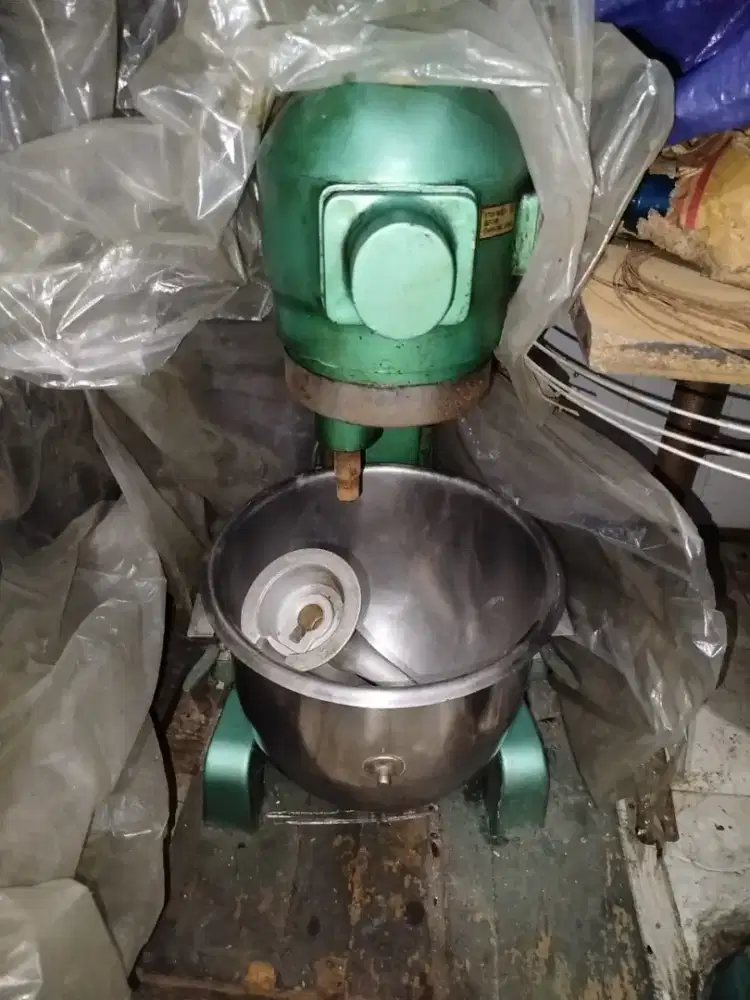 Mixer, meja dapur stainless, mesin giling kelapa