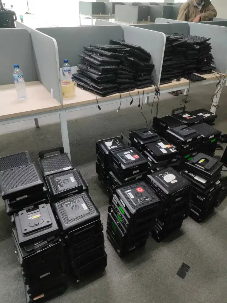 Menerima jual beli computer bekas satuan borongan dan lelang