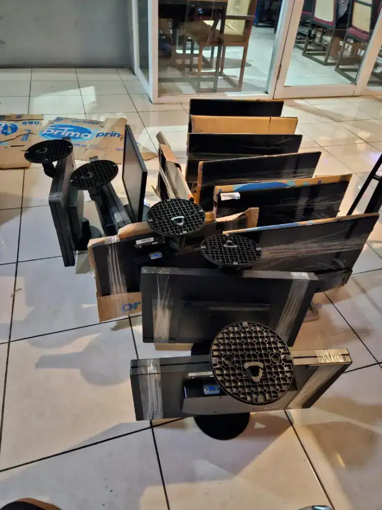 Menerima jual beli computer bekas satuan borongan dan lelang