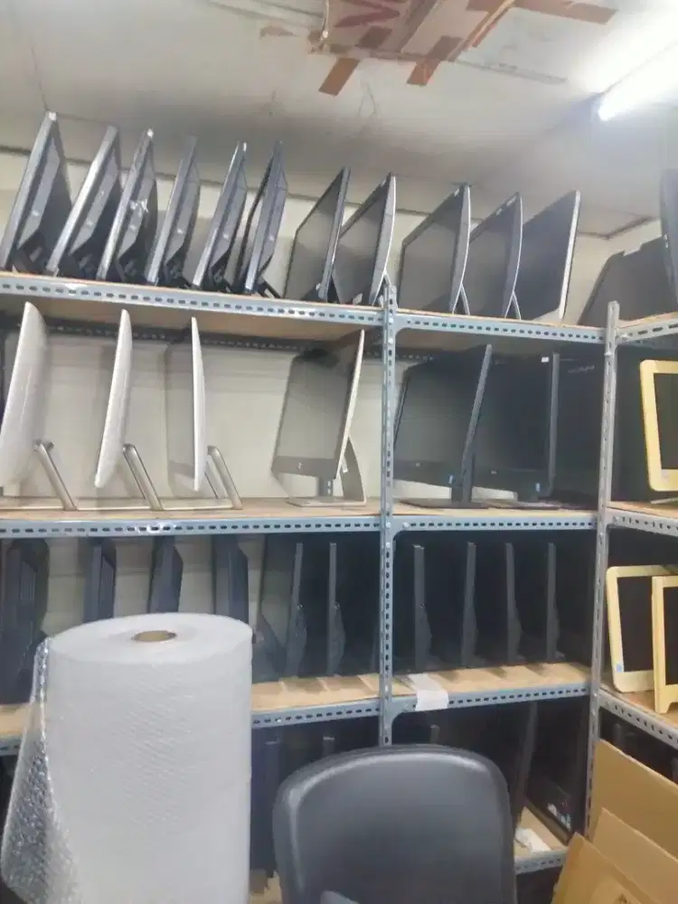 Menerima jual beli computer bekas satuan borongan dan lelang