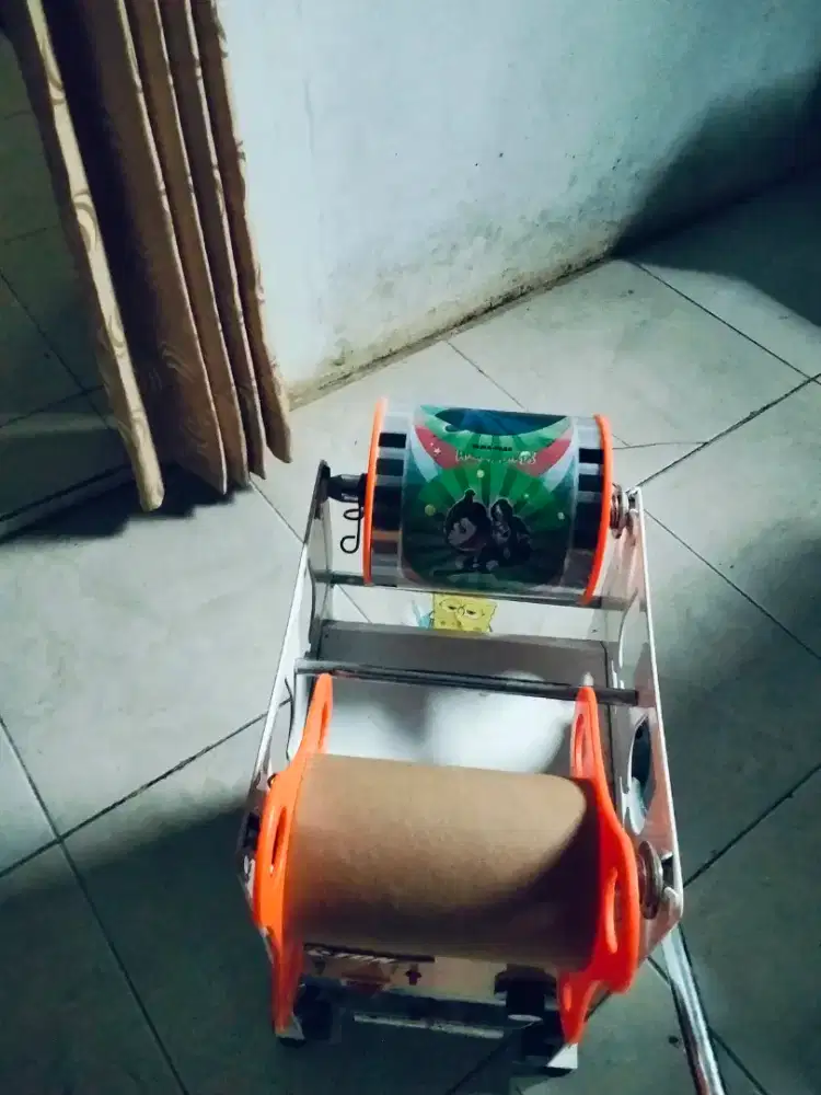 Penutup es baqus baget