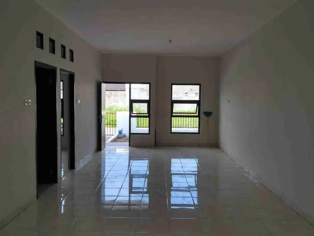 Dijual Rumah Siap Huni Taman Kopo Katapang