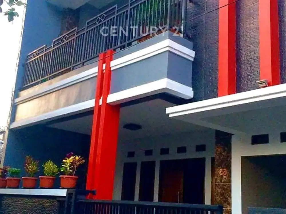 Rumah Dalam Komplek PLN Di Jakarta Timur