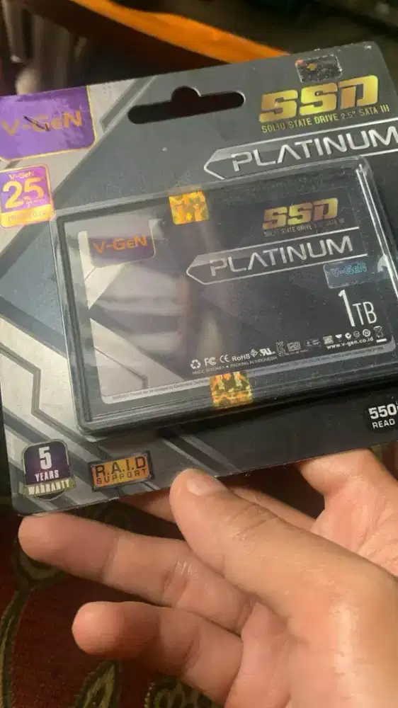 Ssd v-gen 1 Tera nego ya hehe