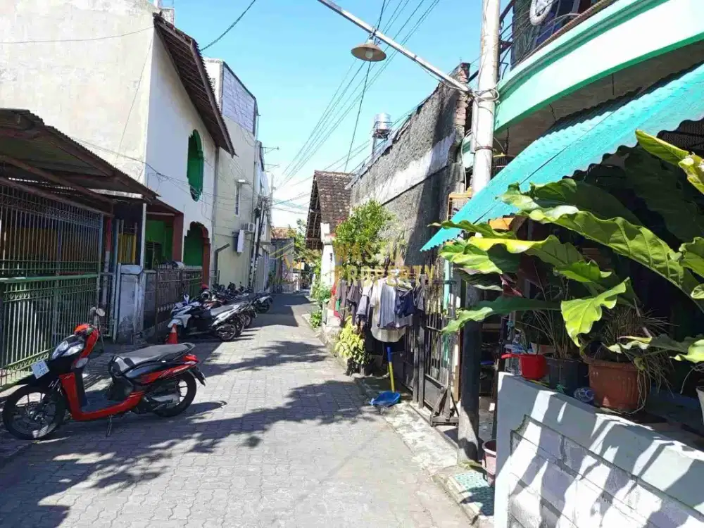 DIJUAL TANAH POSISI HOOK 70 METER DARI UPN DI SETURAN