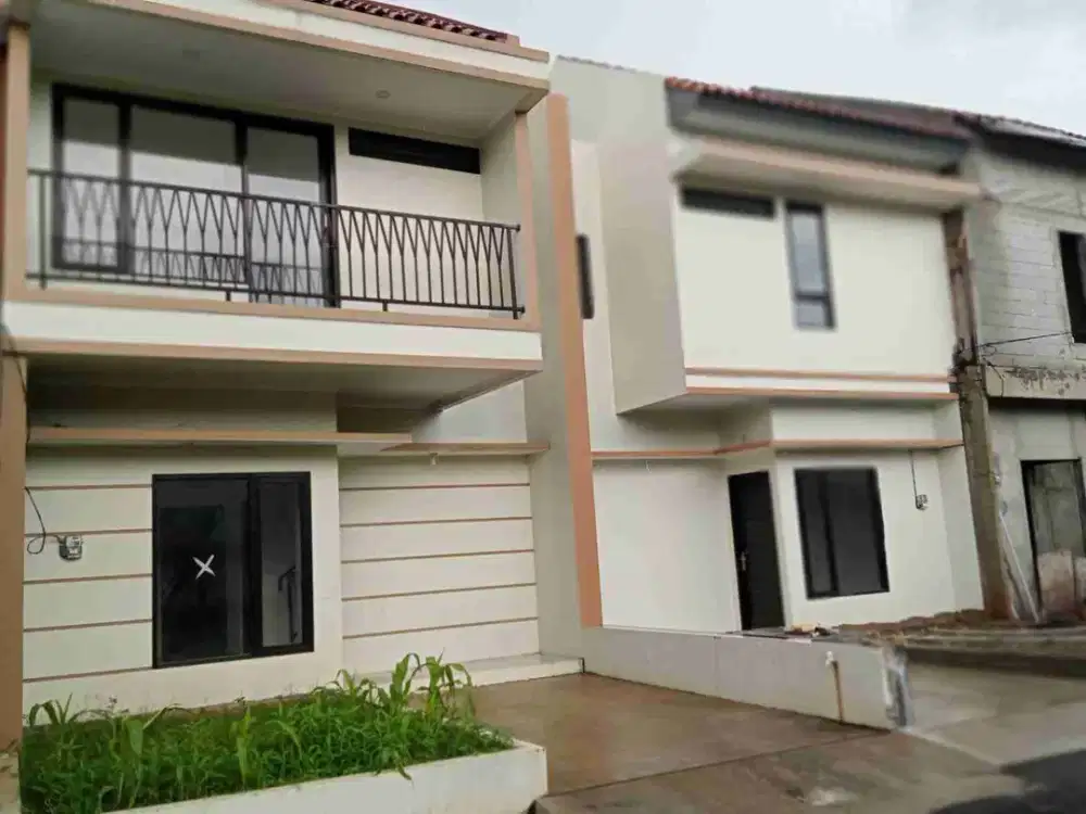 Dijual Rumah 2 lantai Termurah di tengah kota Cibinong hanya 5 menit ke Stasiun