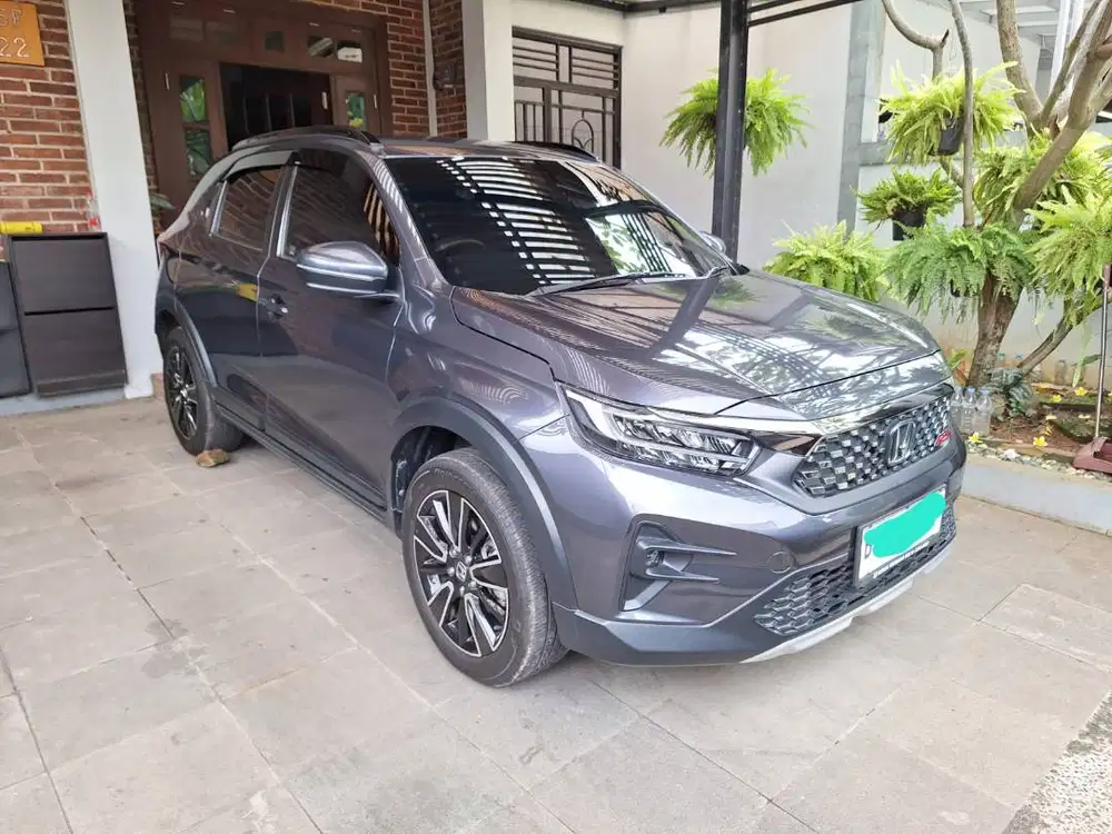 HONDA WRV AT TH 2023 AKHIR KM RENDAH