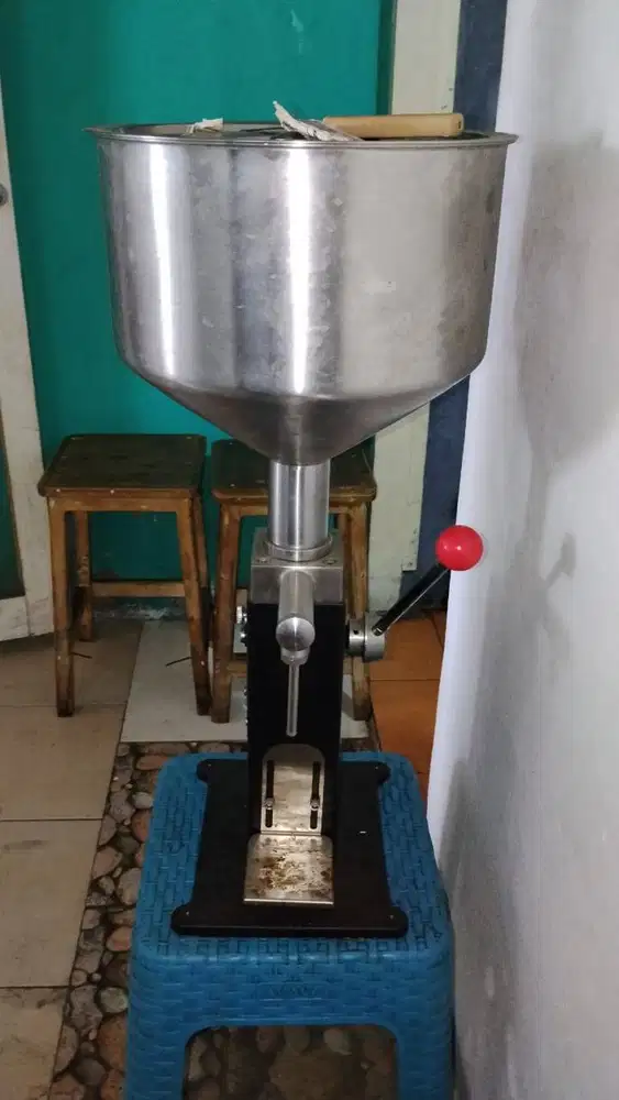 Mesin filling/pengisi liquid manual