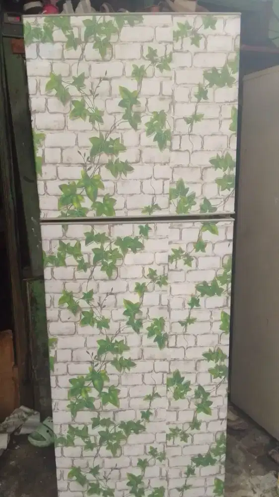 Kulkas 2 pintu AQUA GRATIS ANTAR