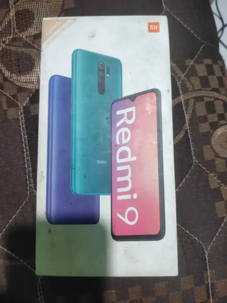 Kardus/dusbox redmi 9 4/64 bekas