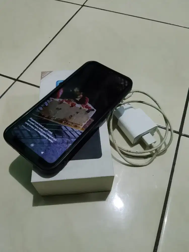 Redmi 12c 4/64, ada dus + charger + casing karet
