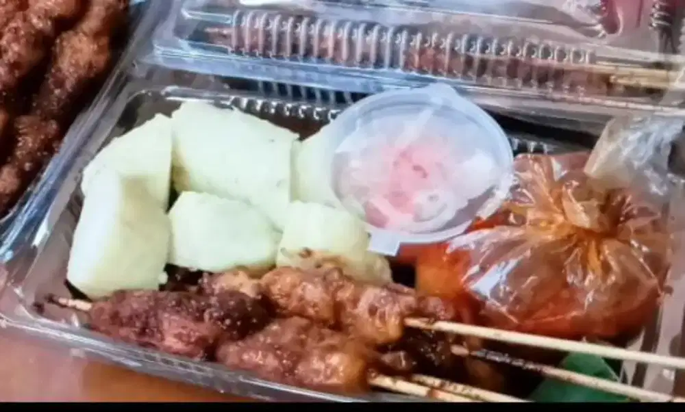 Lontong/Nasi Sate Ayam