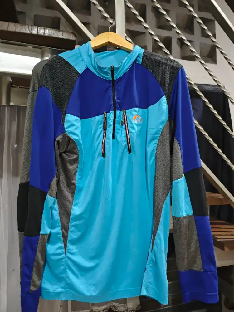 Baju Outdoor / Hiking Lowe Alpine
