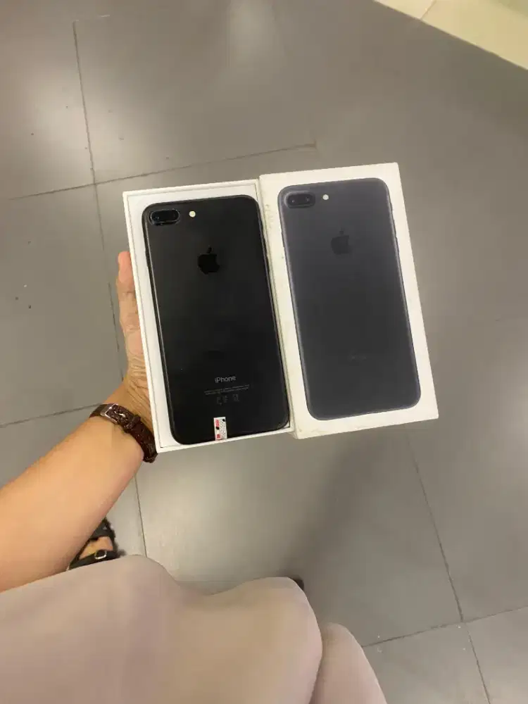 iPhone 7+ 128gb ex iBox
