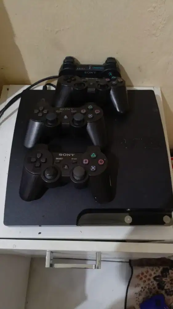 Dijual ps 3 masih mulus siap dimainkan