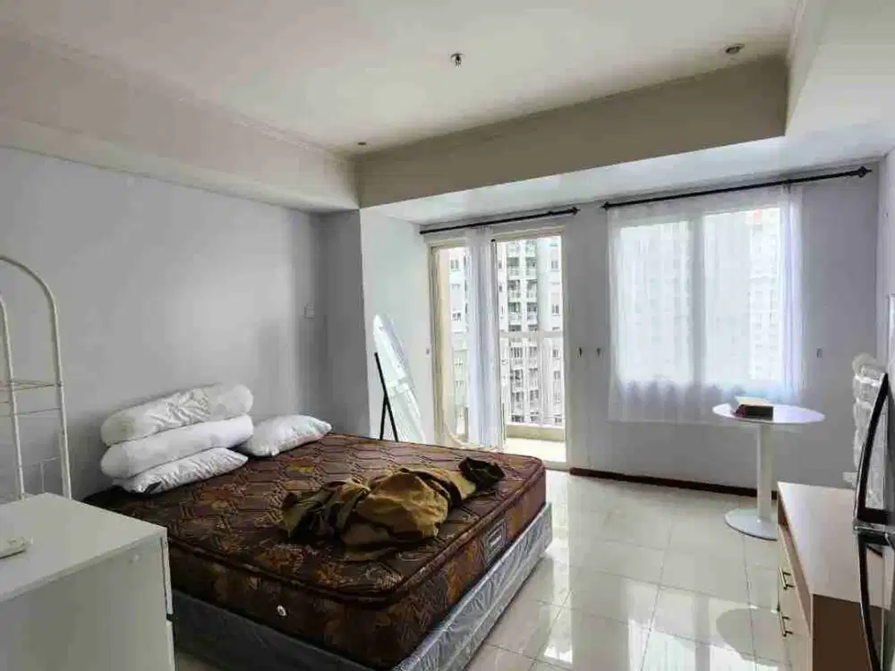 dijual apartemen royal mediterania garden residences type studio semi furnished