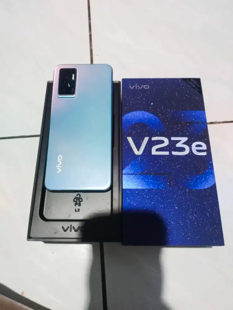 Vivo v23e ram 8/128 gb second hp dus