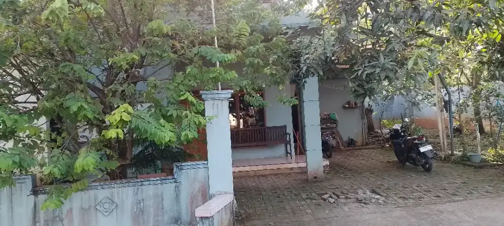 DIKONTRAKKAN/DIJUAL RUMAH GRATIS BIAYA AJB