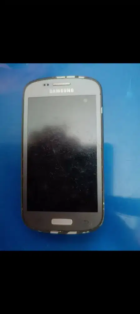 Dijual HP Nostalgia samsung galaxy infinite.